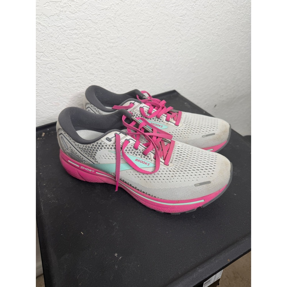 Brooks Ghost 14 Running Shoes Gray Pink Yucca Women 11.5